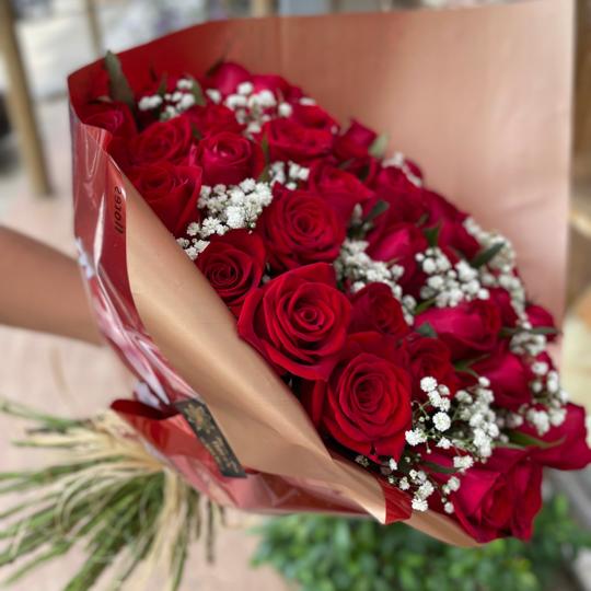 Ramalhete com 50 rosas vermelhas